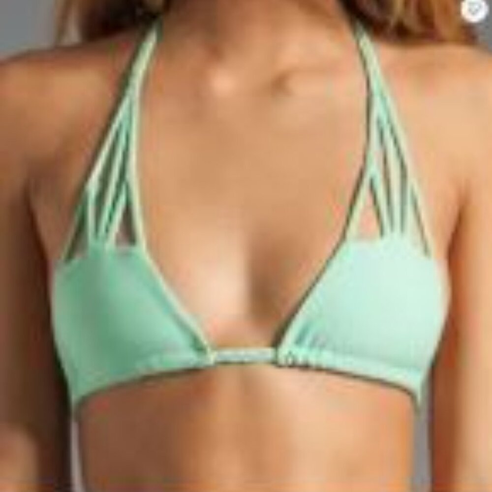 Acacia Swimwear top